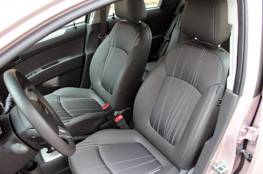  Chevrolet Spark 2013 года  (фото 28 из 204)